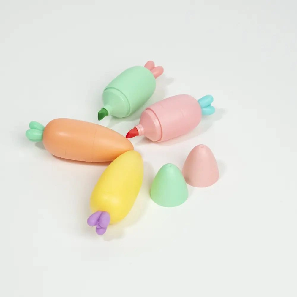 Highlighter markers (set of 4 pieces)